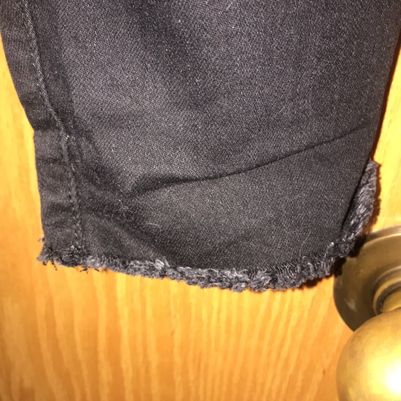 Wild fable Black high rise skinny jeans distressed pockets zipper size 10 - Picture 10 of 11